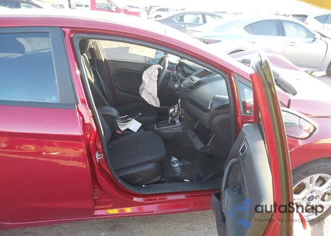 2015 Ford Fiesta Se z USA, uszkodzony, nr VIN 3FADP4EJ7FM216400